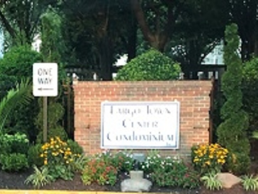 Largo Town Center Entrance